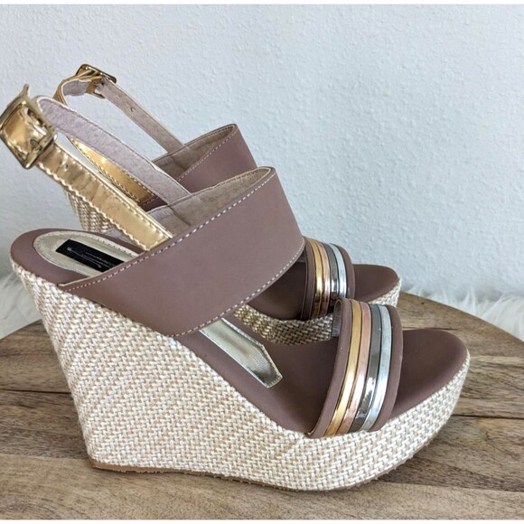 Womens Gold Strap‎ Wedge Sandals Size 6 | Metallic Platform Summer Heels NEW - Picture 1 of 11